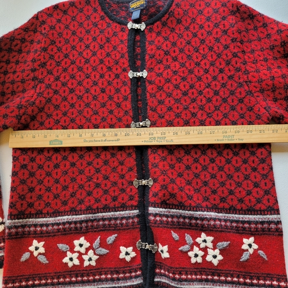 Woolrich Women's Cardigan Sweater 100% Wool Metal Clasp Sz XL Ruby Red VTG Japan - Picture 6 of 9
